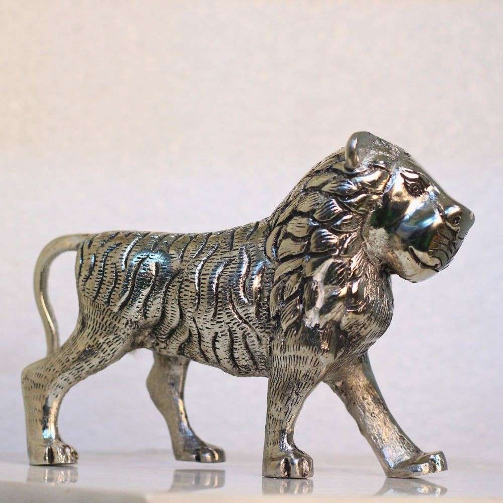 Metal Lion – Decorative Handcrafted Lion Figurine